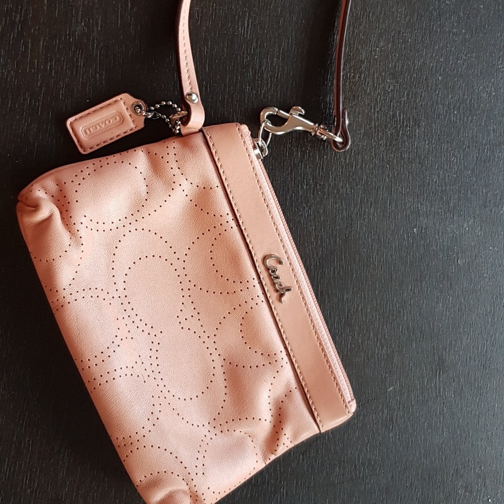 Wristlets - Picture 6 of 7